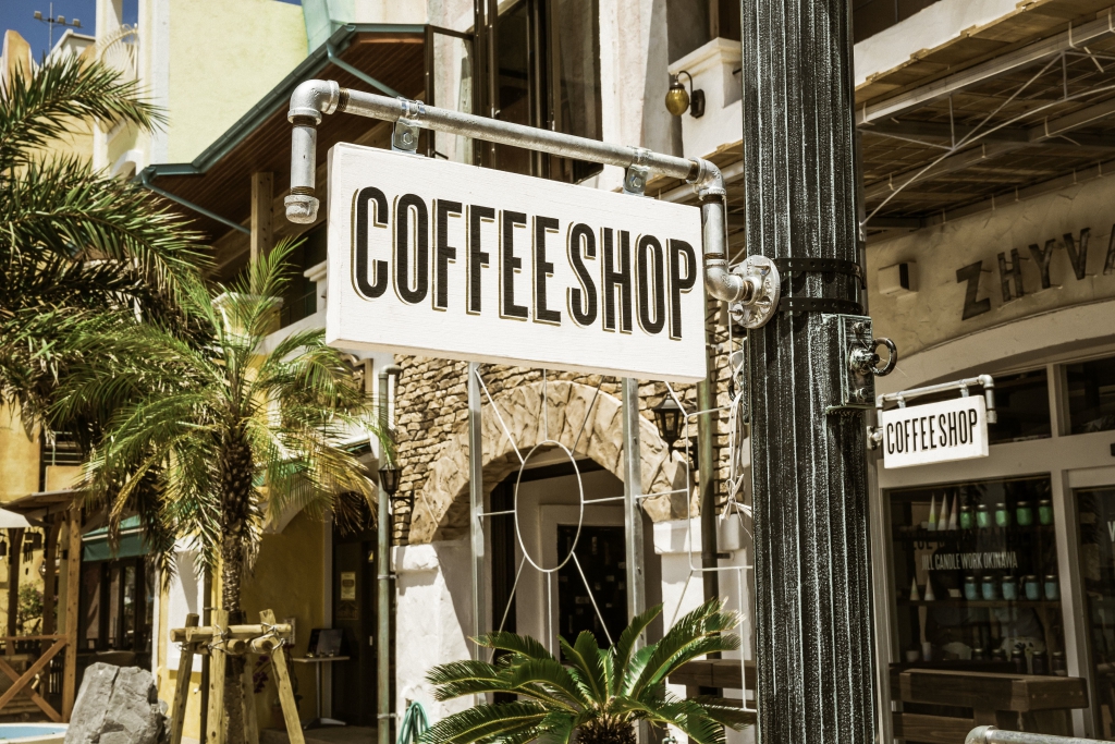 秋の沖縄で美味しいコーヒーを満喫しては？